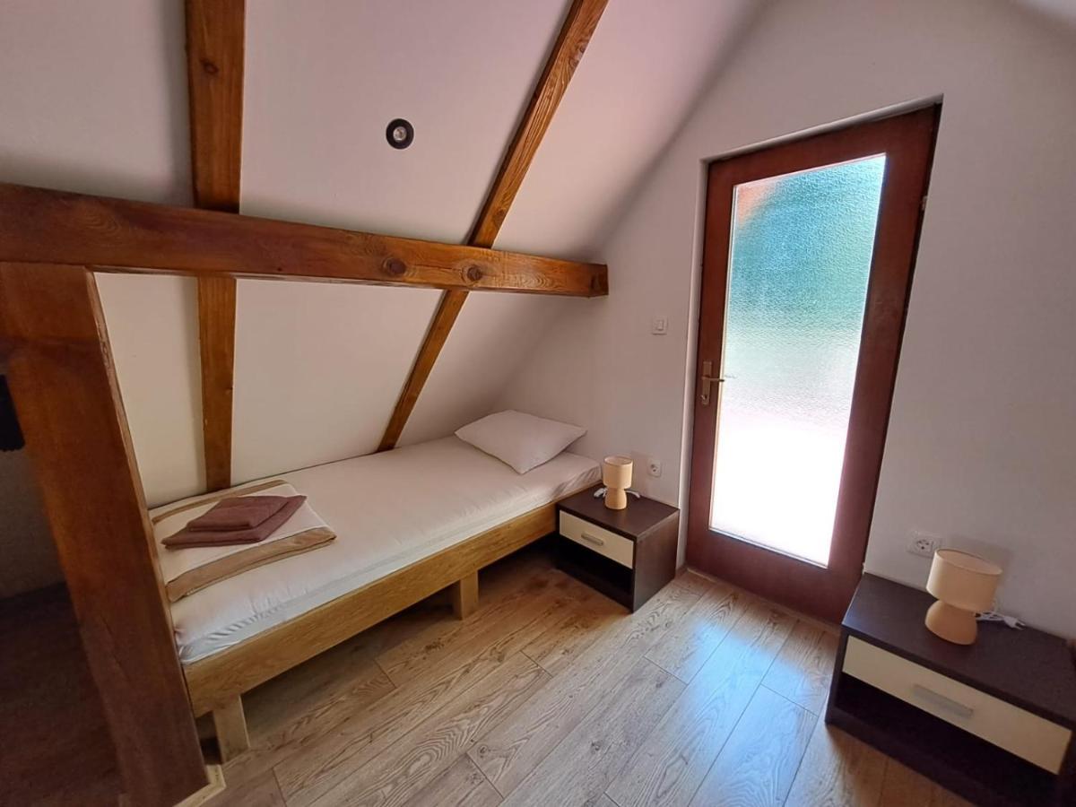 Apartment Iva Дуга-Реса Экстерьер фото